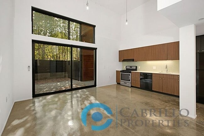 property at 2870 Fourth Ave