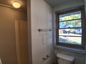 212 Edwards St in Danville, IL - Building Photo - Building Photo