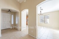 21448 E Palm Valley Cir in Queen Creek, AZ - Foto de edificio - Building Photo