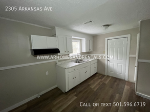 2305 Arkansas Ave in North Little Rock, AR - Building Photo - Building Photo