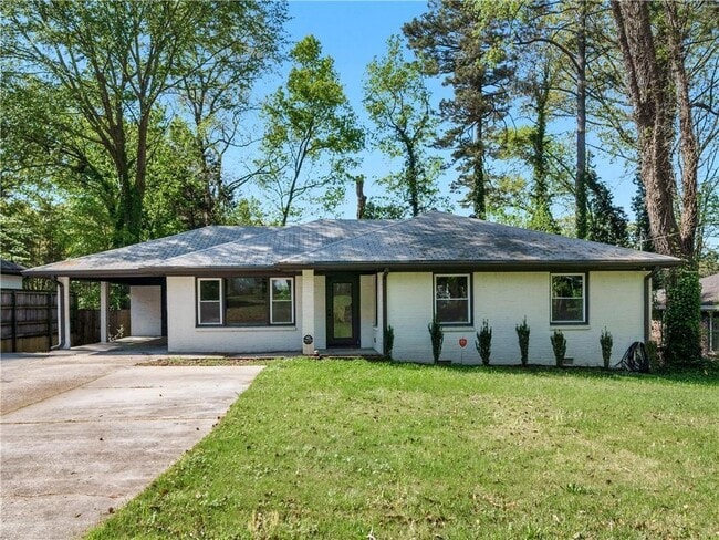 property at 2903 Monterey Dr