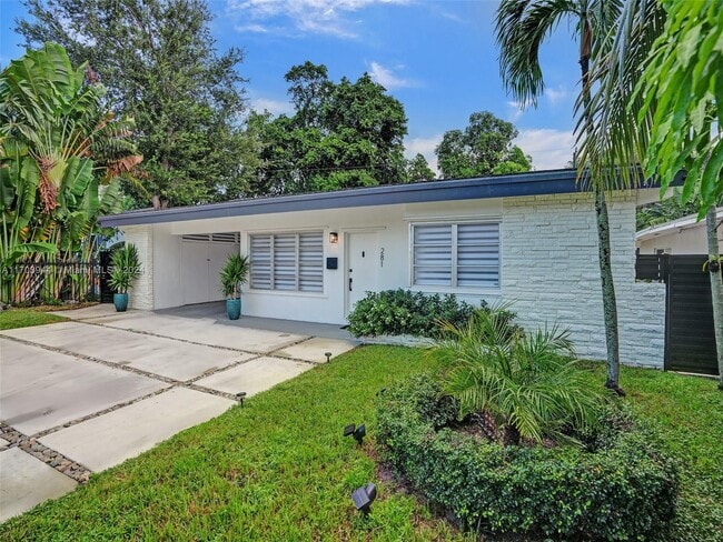 281 NE 112th St in Miami, FL - Building Photo - Building Photo