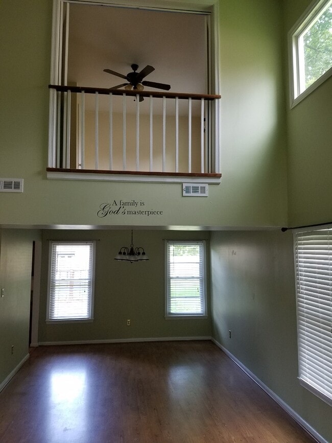 161 Coventry Ln in Newport News, VA - Building Photo - Building Photo