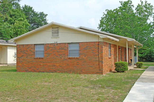 7142 Pearson Rd in Pensacola, FL - Building Photo - Building Photo