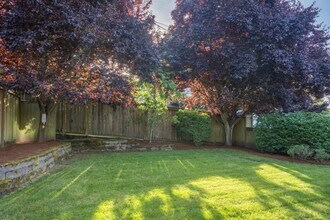 4621 34th Ave W in Seattle, WA - Building Photo - Building Photo