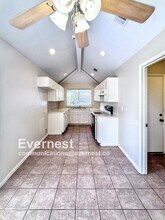 8731 Summit Pines Dr in Humble, TX - Building Photo - Building Photo