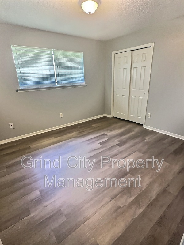 property at 5440 Flowering Peach Dr