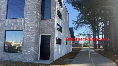 303 S Promenade Blvd in Rogers, AR - Building Photo - Building Photo