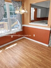 1648 Skiffes Creek Cir in Williamsburg, VA - Foto de edificio - Building Photo