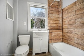 126 W Elm St in Norristown, PA - Building Photo - Building Photo