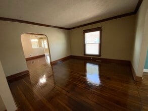 123 N Gilbert St in Danville, IL - Building Photo - Building Photo