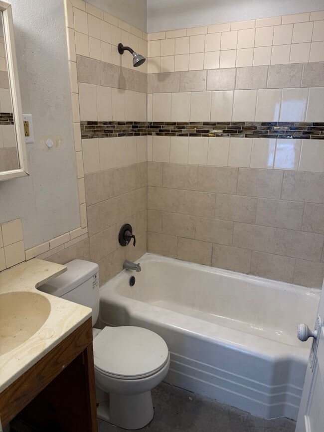 property at 1460 N Edward St