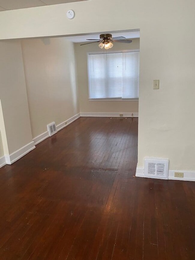 321 Carroll St in Reading, PA - Building Photo - Building Photo