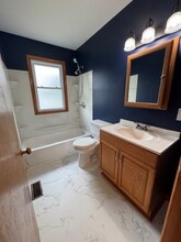 814 E Veterans Memorial Pkwy in Warrenton, MO - Building Photo - Building Photo