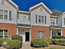 6325 Mallard View Ln in Charlotte, NC - Building Photo