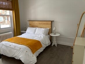 1849 De La Bastille Rue in Québec, QC - Building Photo - Building Photo