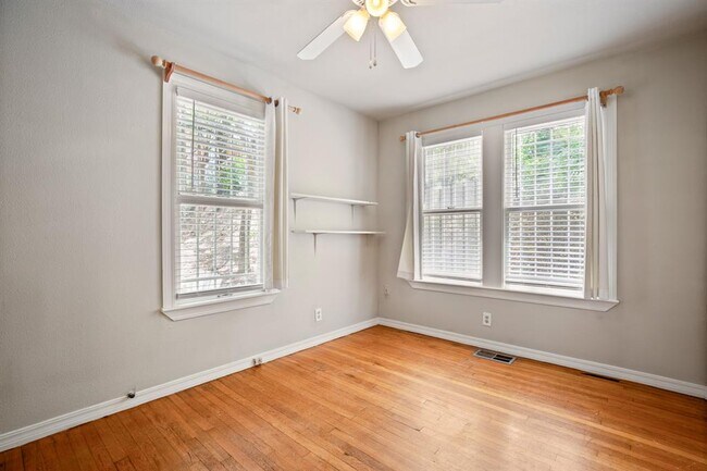 3115 Benelva Dr in Austin, TX - Building Photo - Building Photo