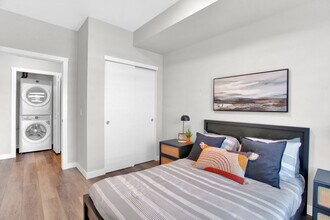 Plaza Apartments in Calgary, AB - Building Photo - Building Photo