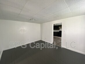112 N York St in Goldsboro, PA - Building Photo - Building Photo