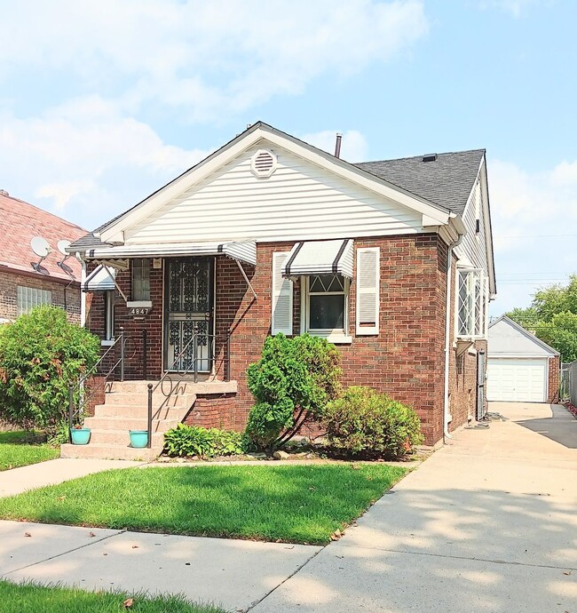 4847 Drummond St in East Chicago, IN - Building Photo - Building Photo