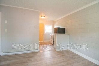 412 Lake Ave in Spring Lake, NC - Building Photo - Building Photo