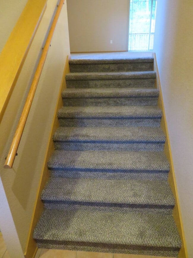 111-115 Nordic Way in Slinger, WI - Building Photo - Building Photo