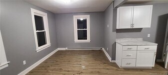 217 N Main St in Winchester, CT - Building Photo