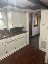 598 Blaine Ave, Unit 5 in Akron, OH - Foto de edificio - Building Photo