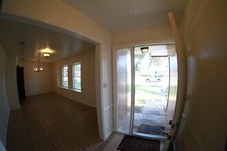 12515 Bexley Dr in Houston, TX - Building Photo - Building Photo