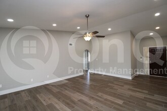 2330 W Stottler Dr in Chandler, AZ - Building Photo - Building Photo