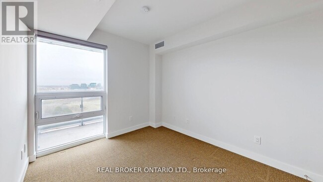 120-1120 Varna Dr in Toronto, ON - Building Photo - Building Photo
