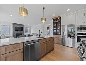 17949 Hidden Creek Trl in Lakeville, MN - Building Photo - Building Photo