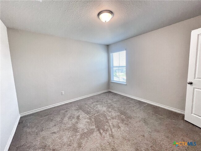 property at 512 Fig Tree St