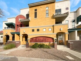 123 N Washington St in Chandler, AZ - Building Photo