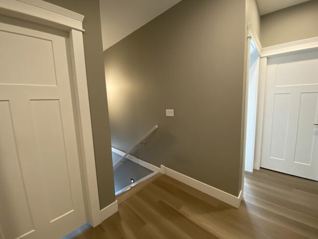 330 Harewood Rd in Nanaimo, BC - Building Photo - Building Photo