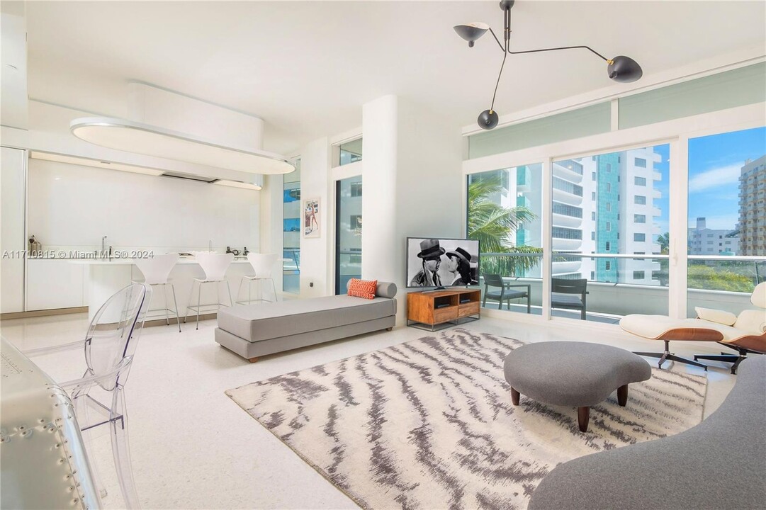 3315 Collins Ave in Miami Beach, FL - Building Photo