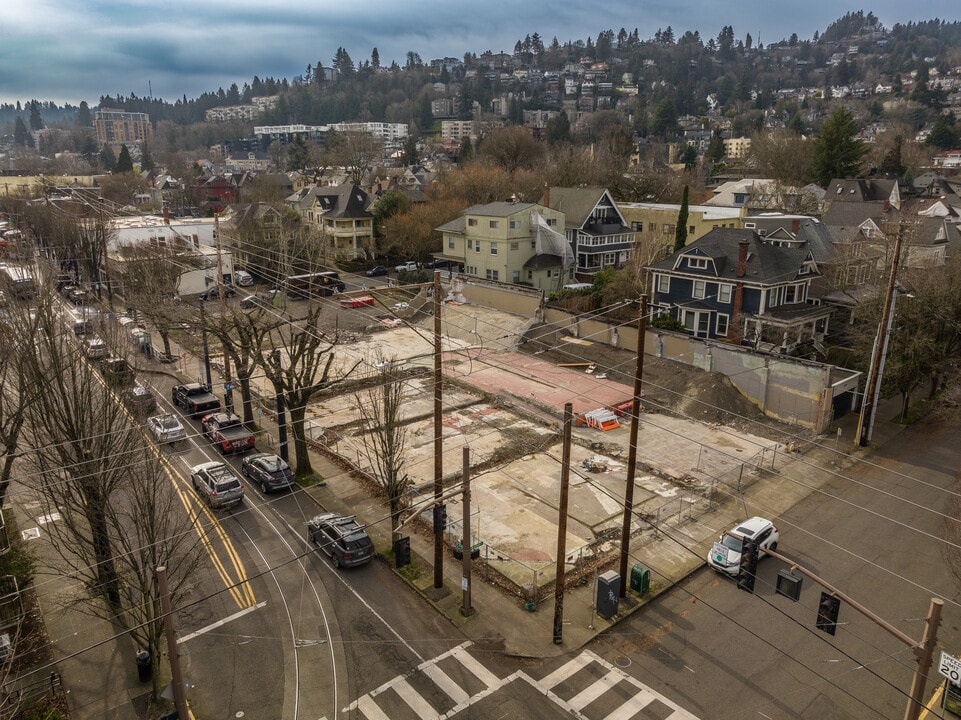 23 Marshall in Portland, OR - Building Photo