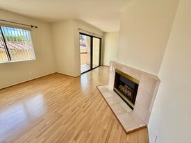 1134 Campbell St, Unit 305 in Glendale, CA - Building Photo