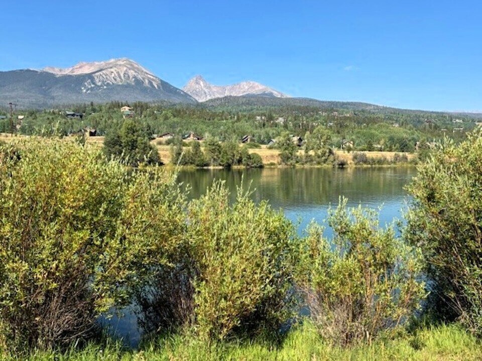 113 Allegra Ln in Silverthorne, CO - Building Photo