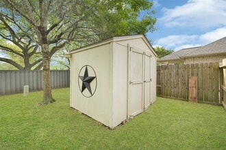 3401 Pheasant Ln in Pearland, TX - Building Photo - Building Photo