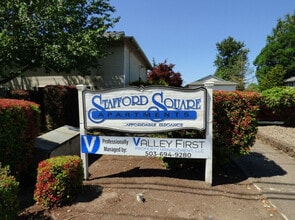 Stafford Square Apartments in Salem, OR - Foto de edificio - Building Photo