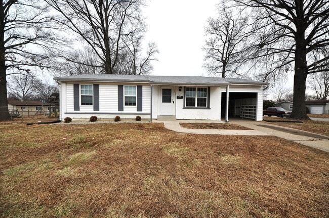 property at 1026 Central Pkwy