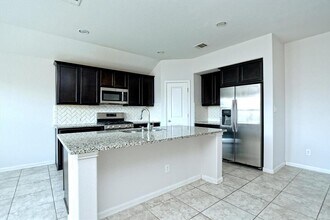 5671 Corsica Loop in Round Rock, TX - Building Photo - Building Photo