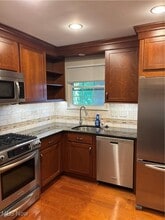 20996 Detroit Rd in Rocky River, OH - Building Photo - Building Photo