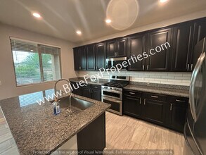 13614 N Vistoso Reserve Pl in Oro Valley, AZ - Building Photo - Building Photo