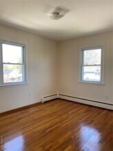 297 Fairfield Ave in Carle Place, NY - Building Photo - Building Photo