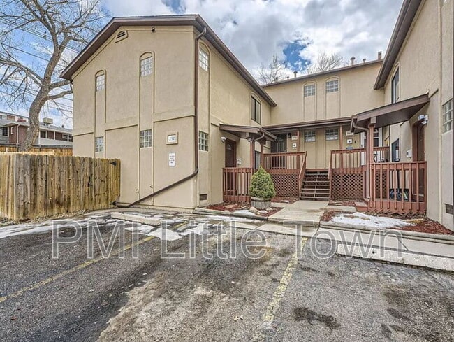 property at 256 W Jefferson Ave