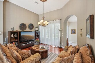 2621 Golden Gate Blvd W in Naples, FL - Building Photo - Building Photo