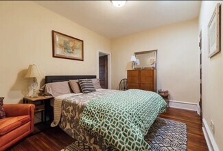 6751 Germantown Ave, Unit 2 in Philadelphia, PA - Building Photo - Building Photo