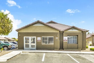 DIAMOND VISTA in Las Vegas, NV - Building Photo - Building Photo
